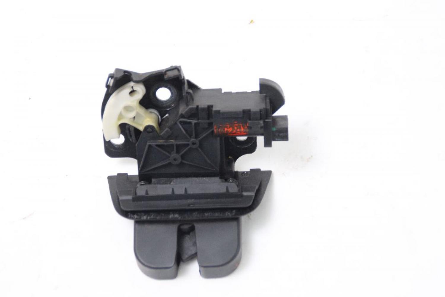 Schloß Heckklappe 8P4827505B Audi A4 Avant 8E B7