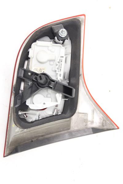 Rückleuchte links innen 8E9945093 Audi A4 Avant 8E B7