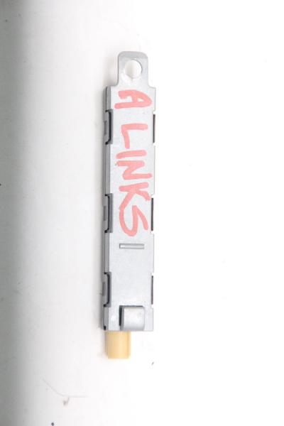 Antennenweiche 5K7035552H VW GOLF 6 CABRIOLET 517