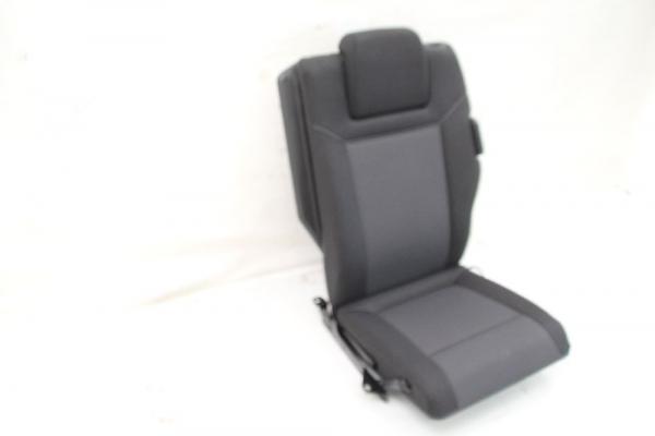 Sitz hinten 13167409 Opel ZAFIRA B