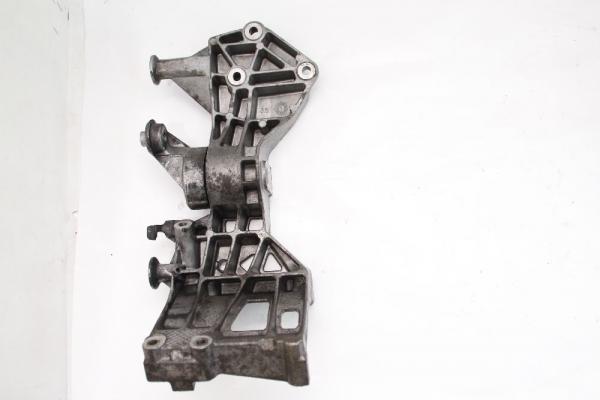 Aggregatehalter 2662000670 Mercedes B-KLASSE W245