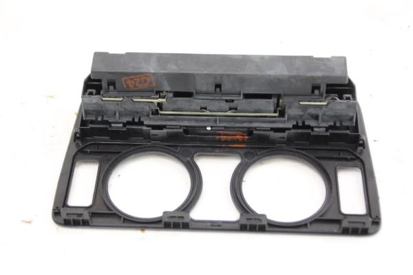 Schalter Warnblink 2088200410 Mercedes CLK C208