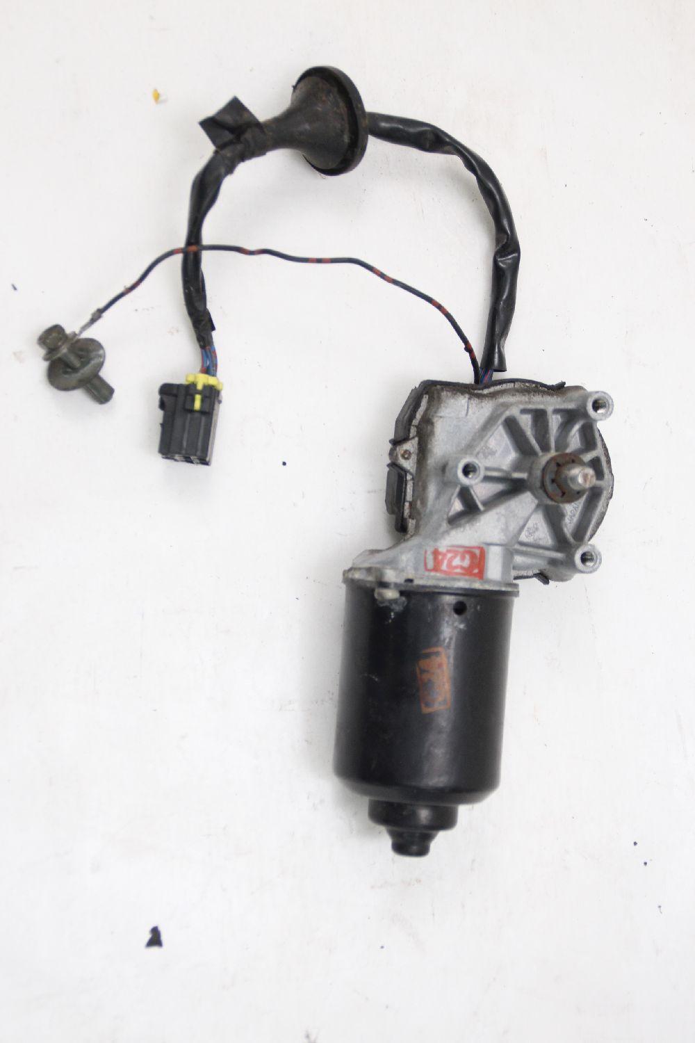 Scheibenwischermotor vorn 8491009744 Mazda XEDOS 9 TA