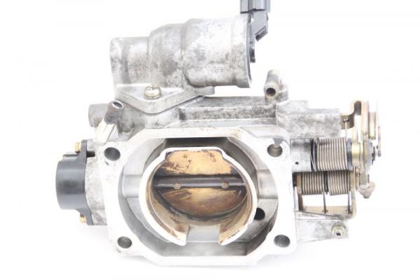 Drosselklappenstutzen KL1C13640 Mazda XEDOS 9 TA