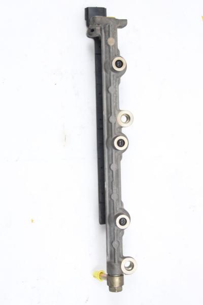 Einspritzeinheit KL01131F0B Mazda XEDOS 9 TA