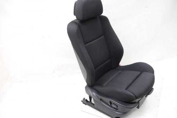 Sitz vorn rechts 52103421838 BMW X3 E83