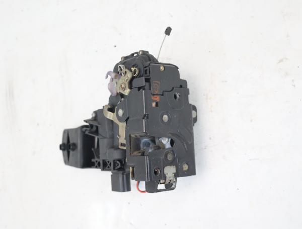 Türschloß vorn rechts 6X1837014H VW PASSAT Variant 3B