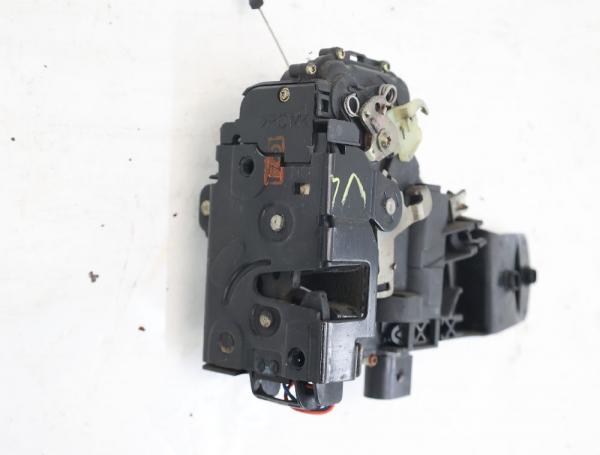 Türschloß vorn links 6X1837013H VW PASSAT Variant 3B