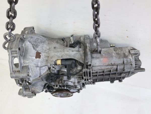 Getriebe 5 Gang 012301103T VW PASSAT Variant 3B
