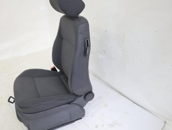 Sitz vorn links 6Q3881105CA VW POLO 4 9N