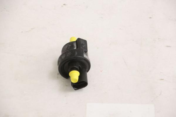 Unterdruckventil 058133517B Audi A4 B7 EC
