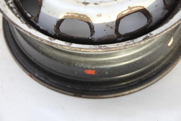 Felge Stahl vorn links 701601027 VW T4 Kasten