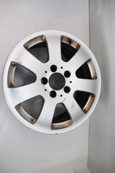 Felge Alu/Leichtmetall vorn rechts 2114015602 Mercedes E-KLASSE S211