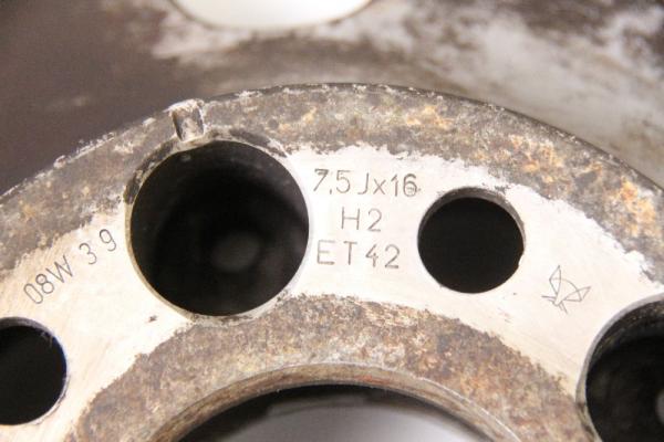 Felge Alu/Leichtmetall vorn rechts 2114015602 Mercedes E-KLASSE S211