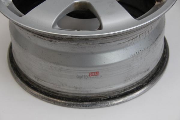 Felge Alu/Leichtmetall vorn links 2114015602 Mercedes E-KLASSE S211