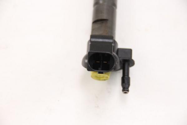 Einspritzduese (Diesel) Zylinder 3 6420700587 Chrysler 300C TOURING