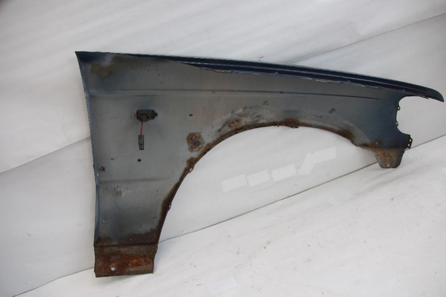 Kotflügel vorn links HR50826 Hyundai GALLOPER