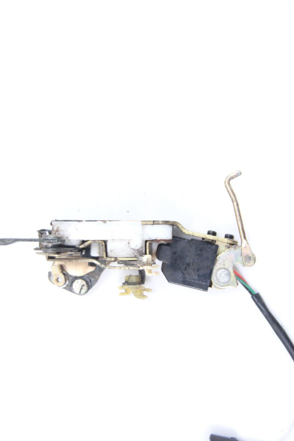 Türschloß vorn links HR513250 Hyundai GALLOPER