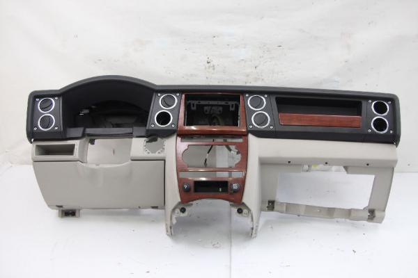 Armaturenbrett 1CN49XDVAF Jeep COMMANDER