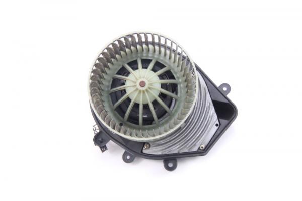 Heizgebläsemotor 8A1820021 Audi A4 Avant 8D B5
