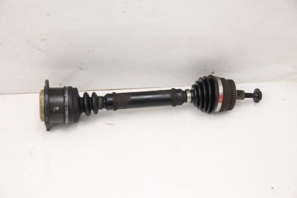 Antriebswelle vorn rechts 8D0407271DM Audi A4 Avant 8D B5