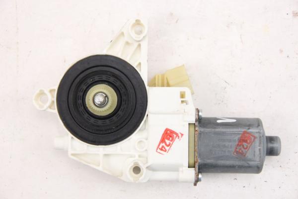 Fensterheber-Motor vorn rechts 1669060201 Mercedes M-KLASSE W164