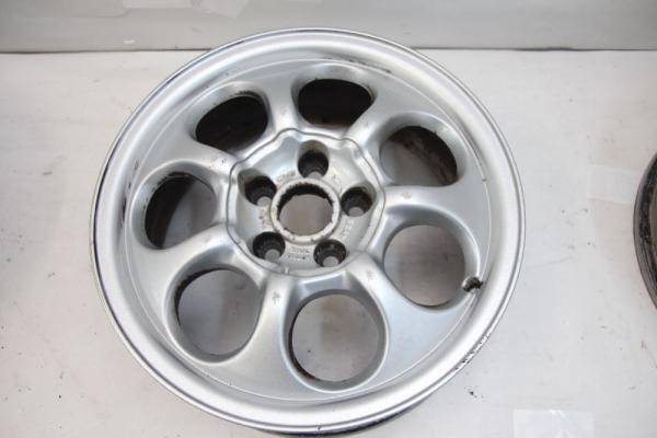 Felge Alu/Leichtmetall vorn links 1M0601025 Seat TOLEDO 2 1M