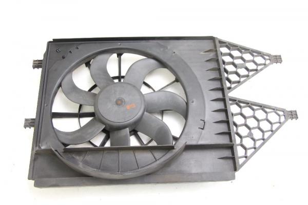 Ventilator (am Kühler) 6R0121207 Skoda FABIA 2 5J