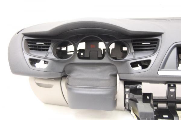 Armaturenbrett 8231T7 Citroen C5 Break RW