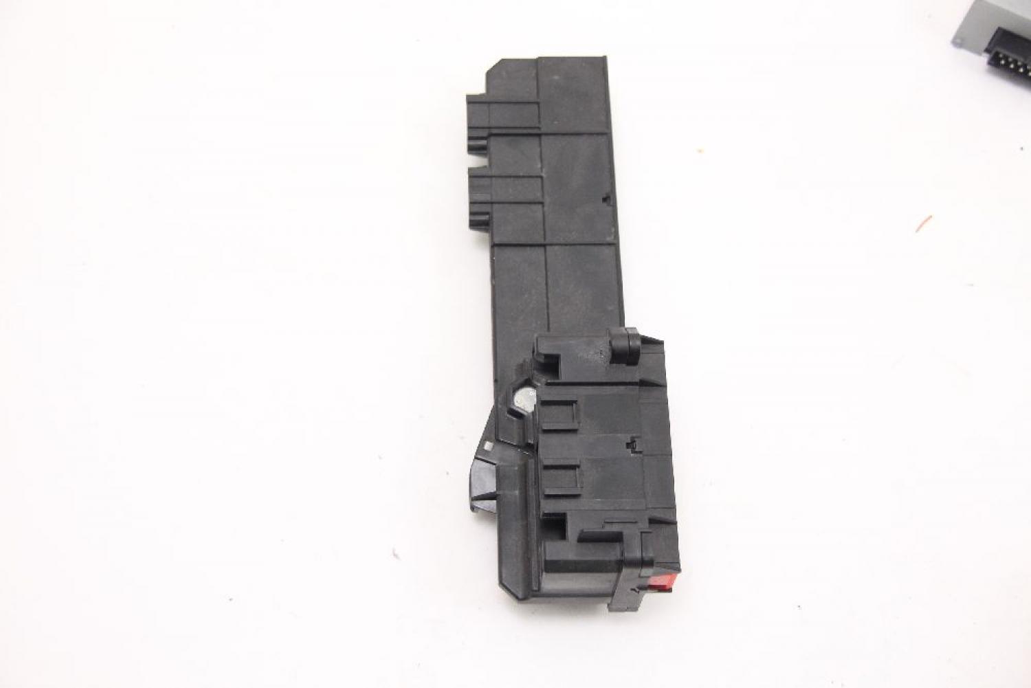 Sicherungskasten 6957330 BMW 5er Touring E61