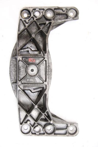 Getriebehalter 22316761106 BMW 5er Touring E61