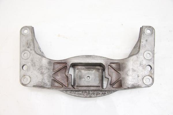 Getriebehalter 22316761106 BMW 5er Touring E61