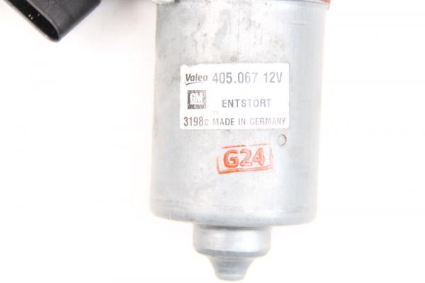 Scheibenwischermotor vorn 13182340 Opel CORSA D