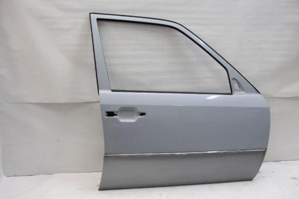 Tür vorn rechts 1247202605 Mercedes W124 Stufenheck