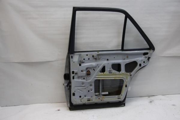 Tür hinten rechts 1247301805 Mercedes W124 Stufenheck