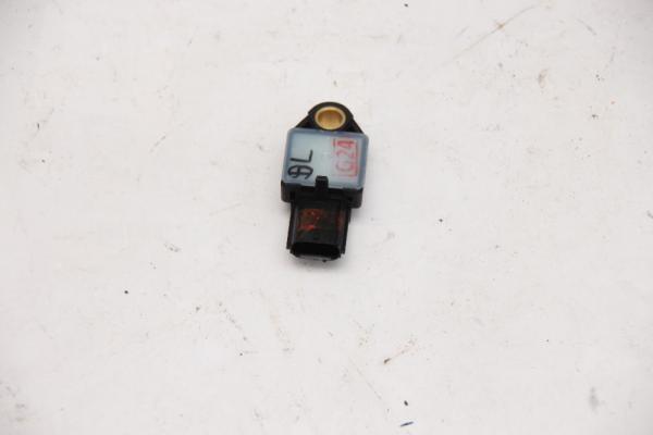 Airbag Sensor links P68056160AA Jeep COMPASS 1