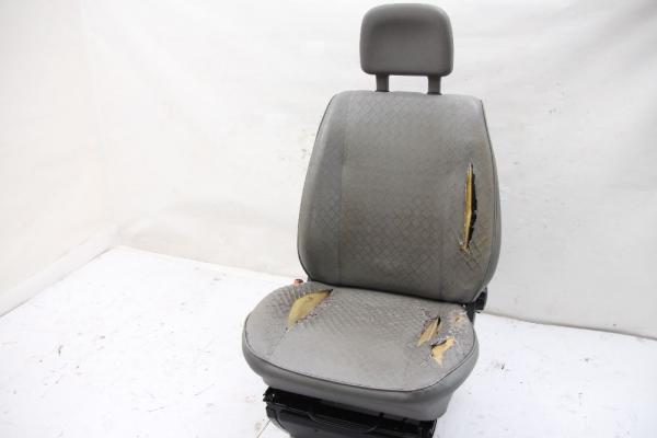 Sitz vorn links 701881257 VW T4 Kasten