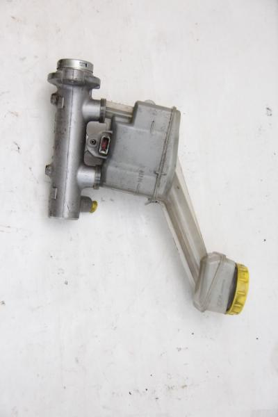 Hauptbremszylinder 460108H911 Nissan X-TRAIL 1