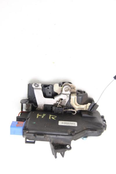 Türschloß hinten rechts 7L0839016 VW TOUAREG 1 7L