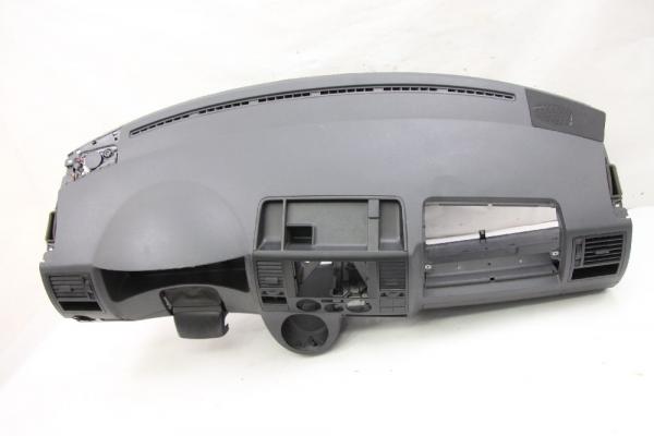 Armaturenbrett 7H1857003FM VW T5 BUS