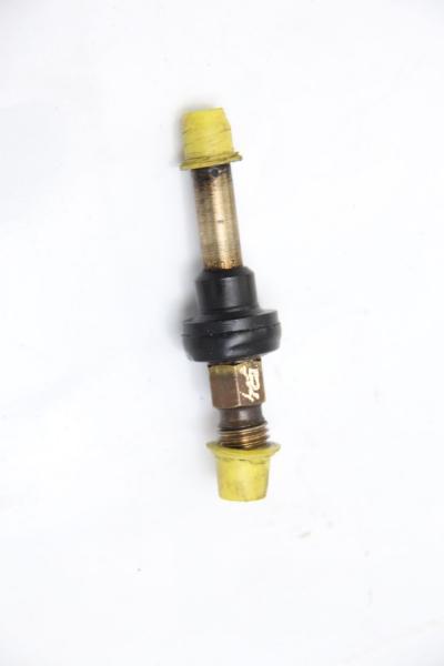 Einspritzventil 0000785623 Mercedes 190 W201