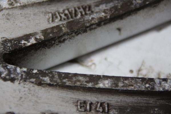 Felge Alu/Leichtmetall vorn rechts 13139274 Opel VECTRA C Caravan