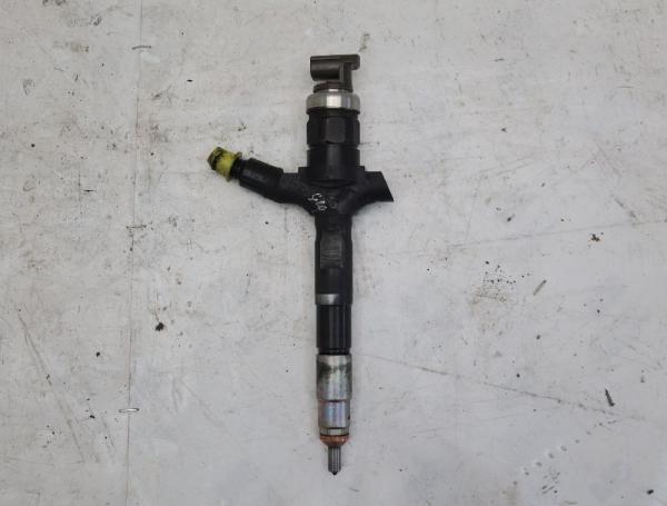 Einspritzduese (Diesel) Zylinder 1 95521539 Opel VECTRA C Caravan