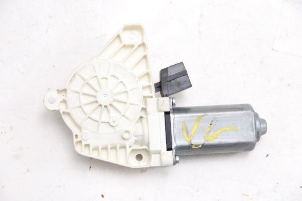 Fensterheber-Motor vorn links 1698281742 Mercedes B-KLASSE W245
