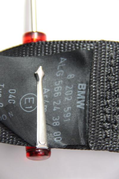 Sicherheitsgurt hinten links 8202591 BMW 3er E46