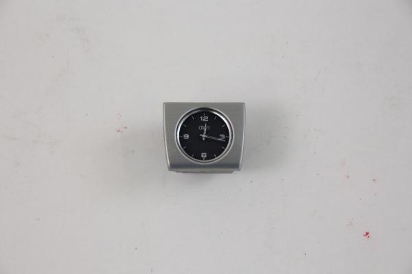 Uhr H04021001S Audi A8 4H D4