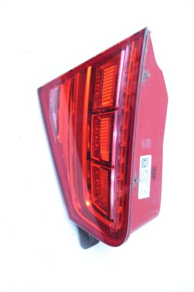Rückleuchte links innen 4H0945093 Audi A8 4H D4