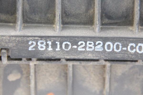 Luftfiltergehäuse 281102B200 Hyundai SANTA FE 2 CM
