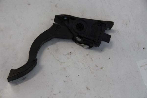 Gaspedal EV619F836AA Ford FOCUS 3 Turnier