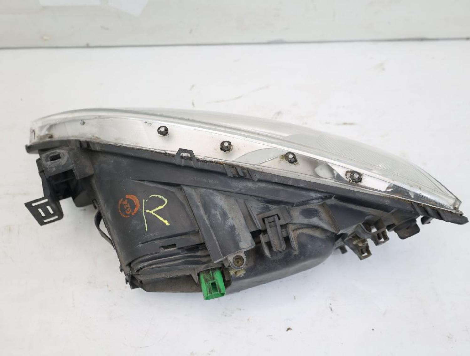 Scheinwerfer rechts Ford MONDEO III Turnier (BWY) (11.00-8.03) 1.8 16V
